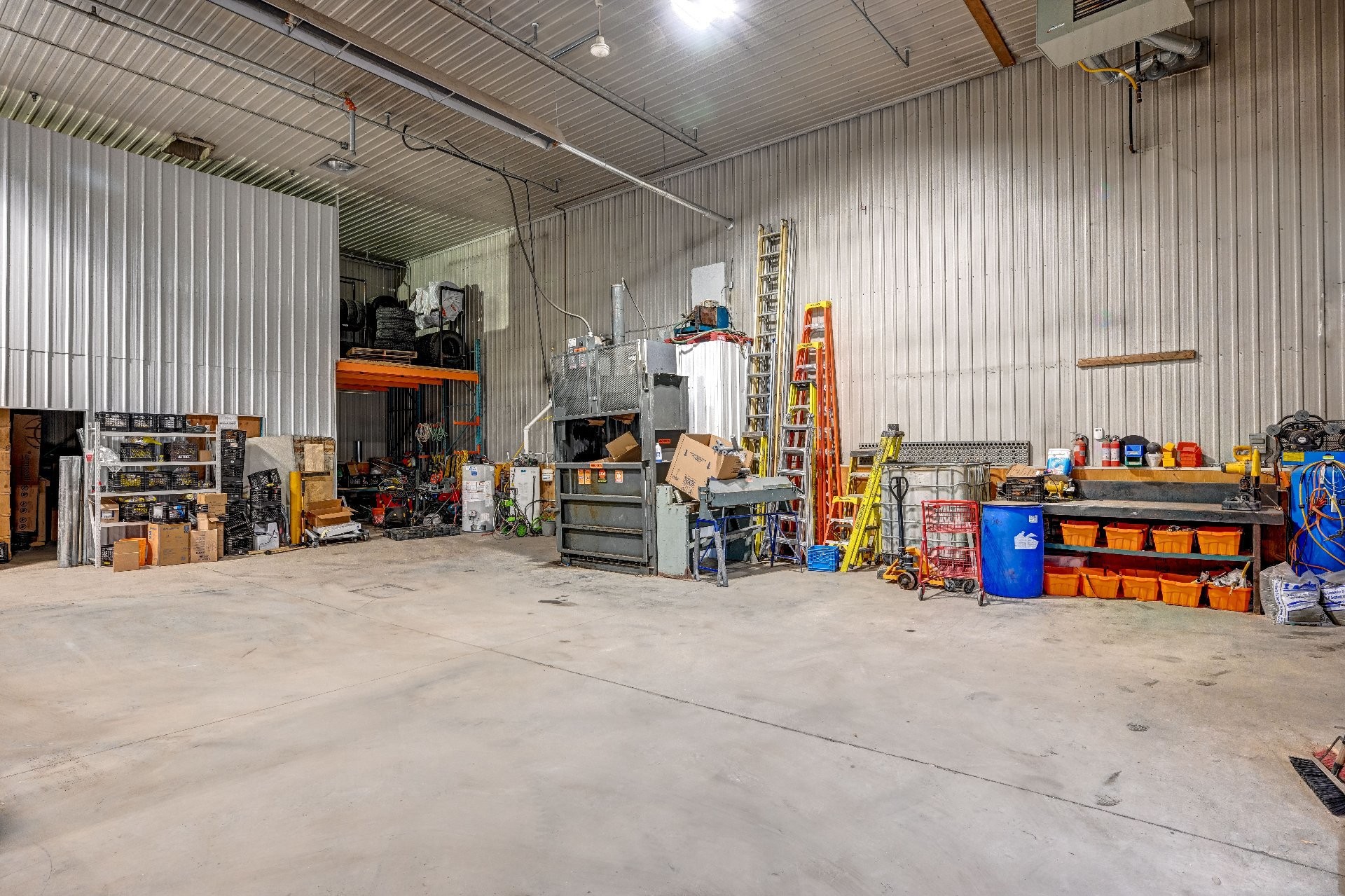 









2025


Boul. St-Antoine

,
Saint-Jérôme,




QC
J7Z1M1

