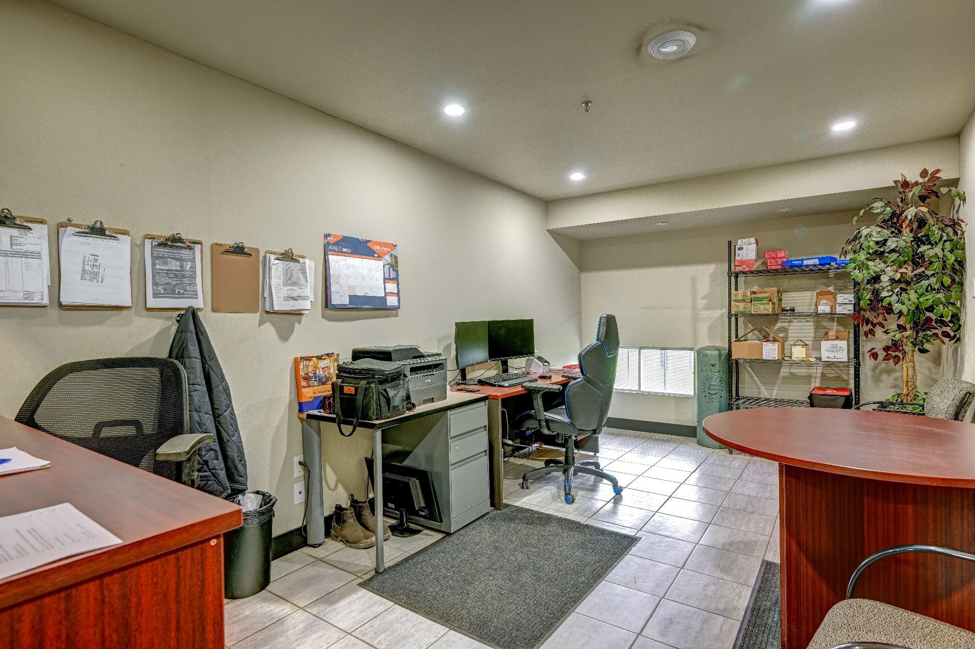 









2025


Boul. St-Antoine

,
Saint-Jérôme,




QC
J7Z1M1

