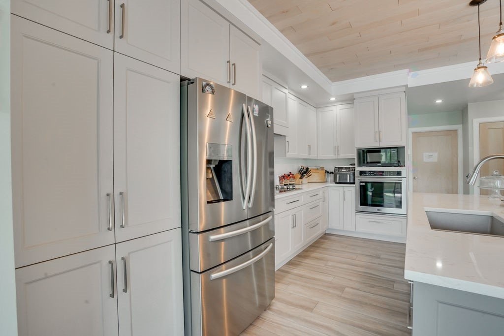 









394


Ch. de la Perdrix

,
Cantley,




QC
J8N7A1

