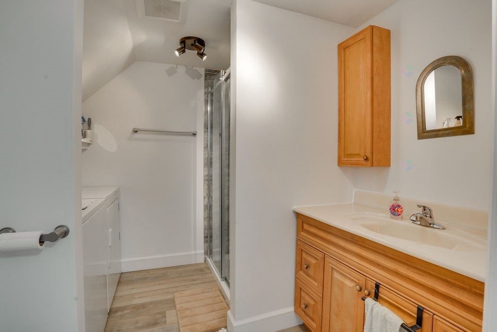 









394


Ch. de la Perdrix

,
Cantley,




QC
J8N7A1

