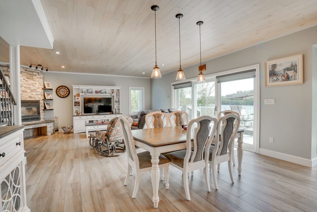 









394


Ch. de la Perdrix

,
Cantley,




QC
J8N7A1

