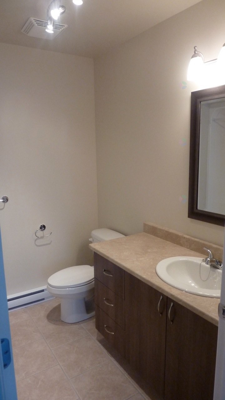 









113


Rue des Bosquets

,
Sainte-Sophie,




QC
J5J0H2


