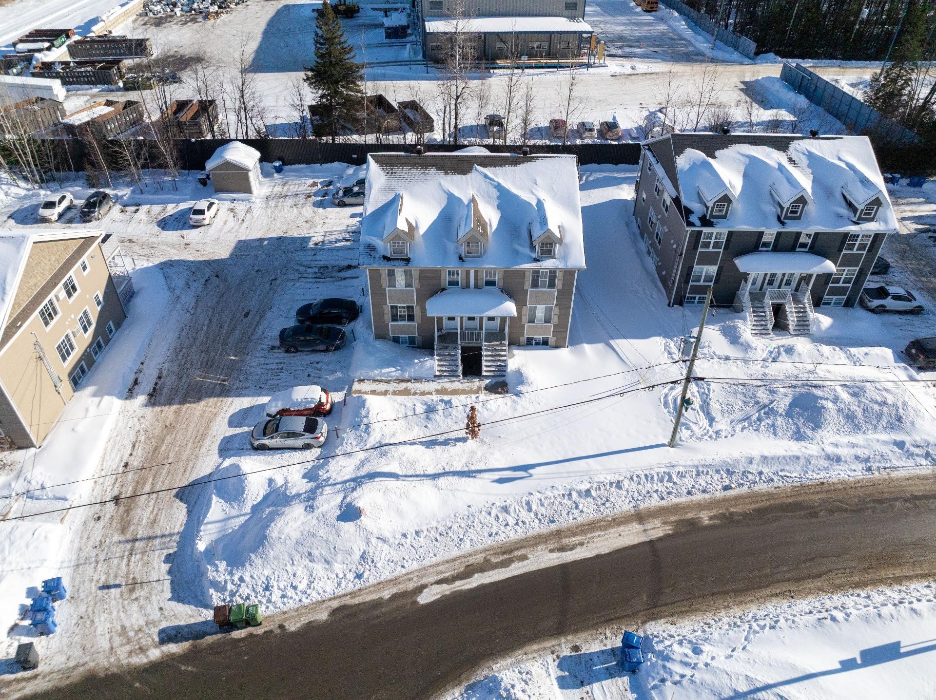 









113


Rue des Bosquets

,
Sainte-Sophie,




QC
J5J0H2


