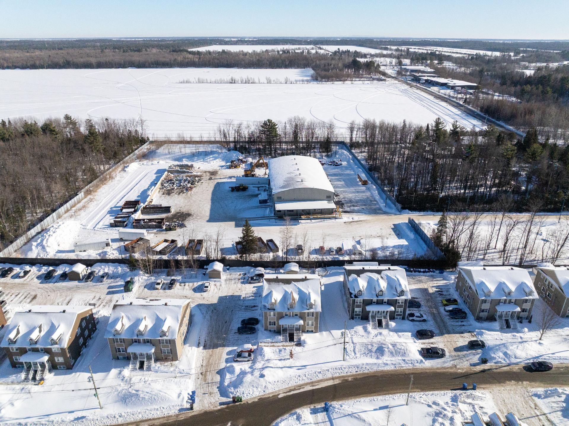 









113


Rue des Bosquets

,
Sainte-Sophie,




QC
J5J0H2

