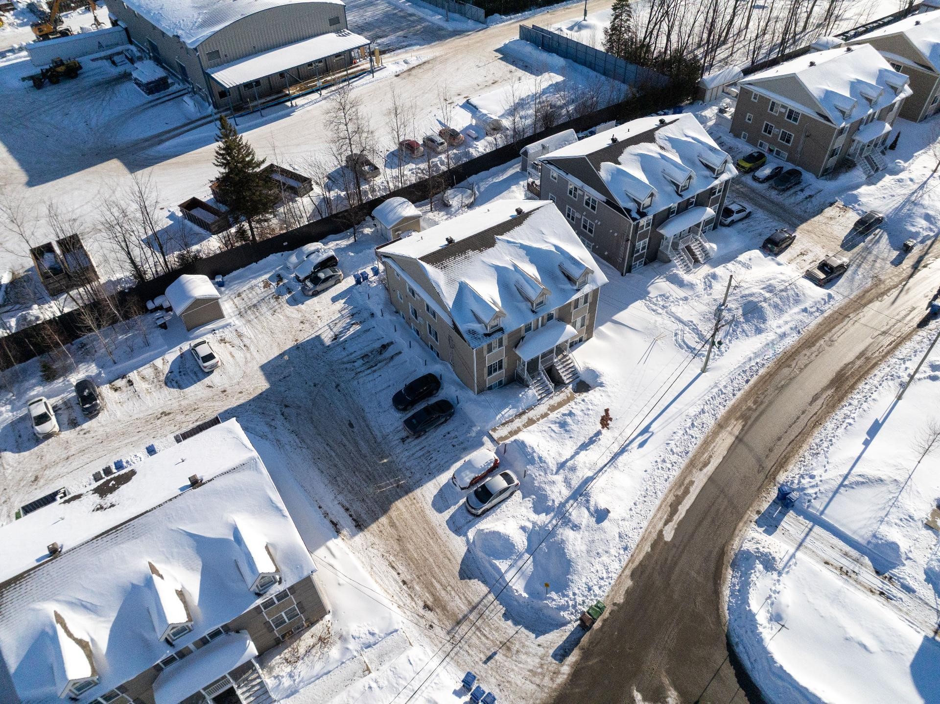 









113


Rue des Bosquets

,
Sainte-Sophie,




QC
J5J0H2

