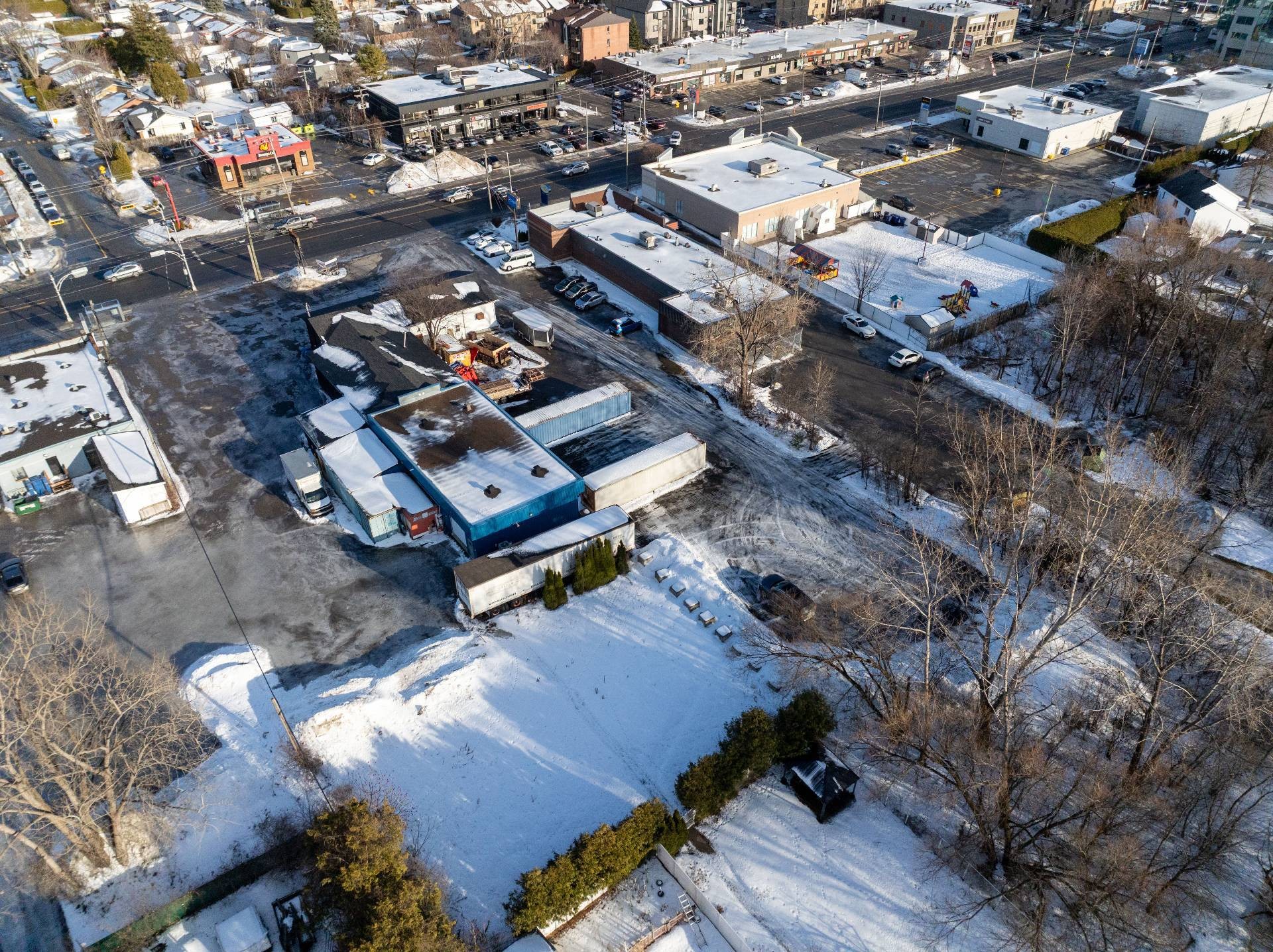 









4794


Boul. des Laurentides

,
Laval (Chomedey),







QC
H7K2J5

