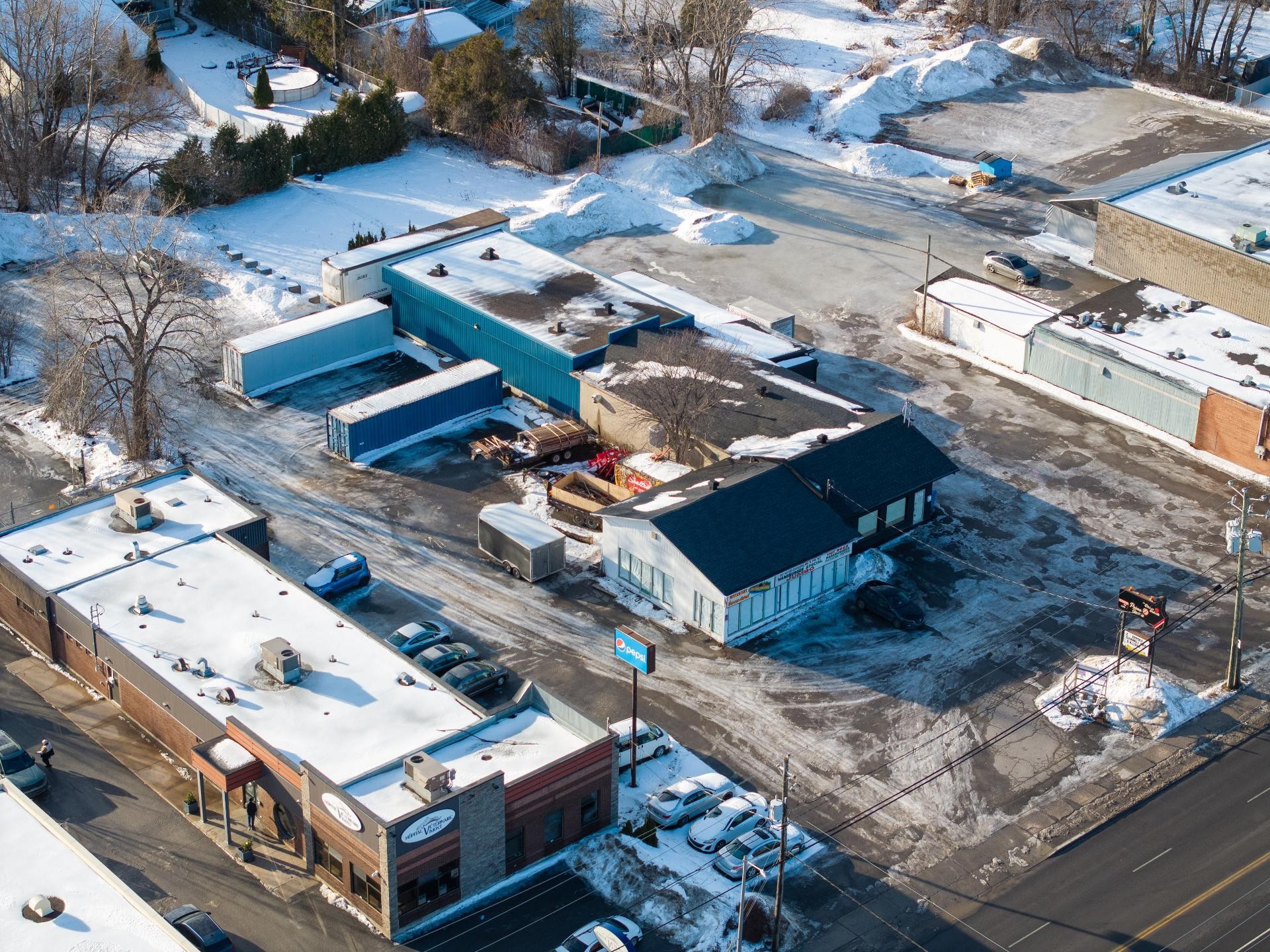 









4794


Boul. des Laurentides

,
Laval (Chomedey),







QC
H7K2J5

