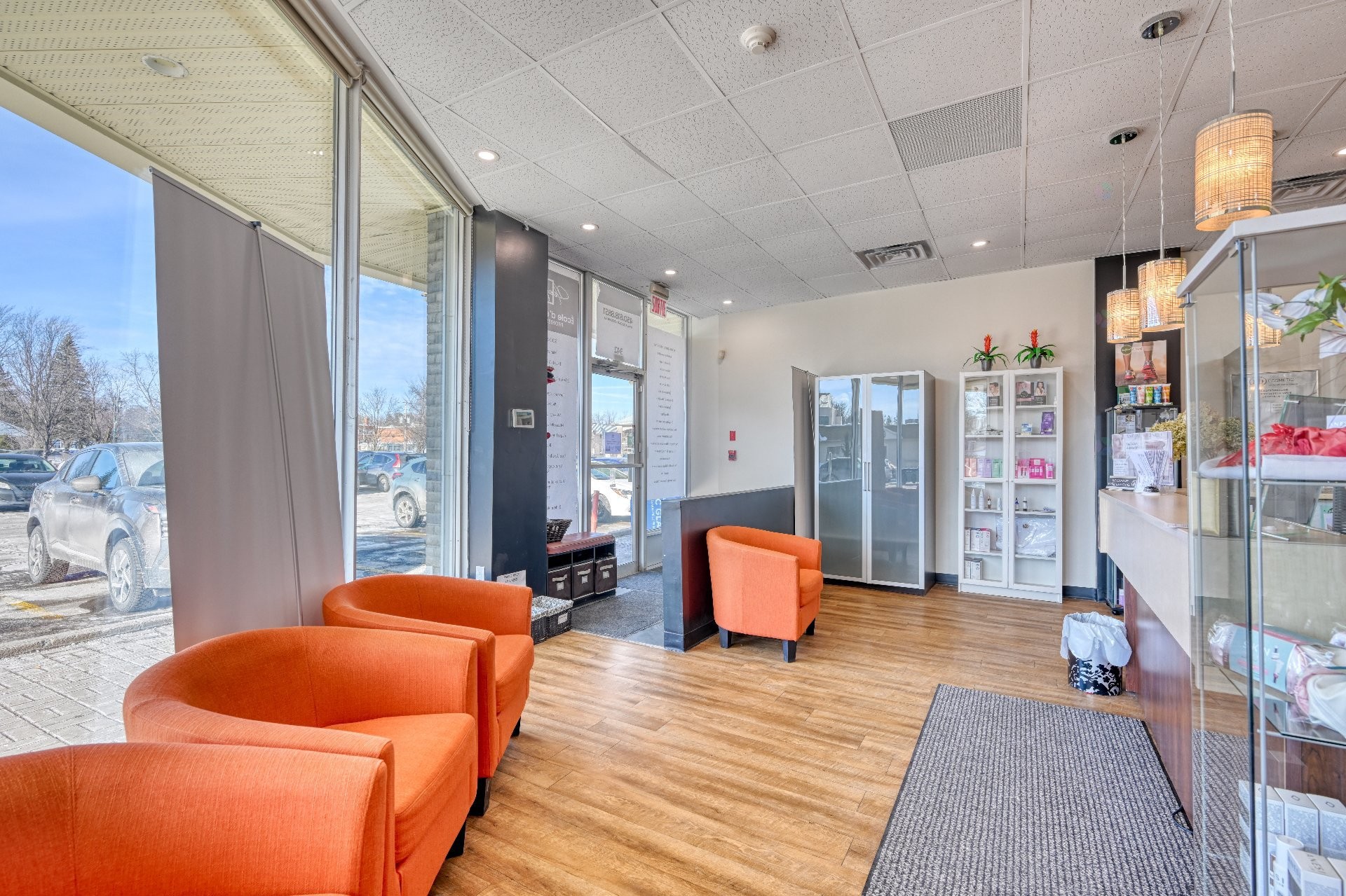 









342


Ch. de la Grande-Côte

,
Rosemère,




QC
J7A1K3

