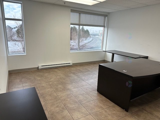









2750


Av. Jacques-Bureau

,
Laval (Chomedey),




QC
H7P6B3

