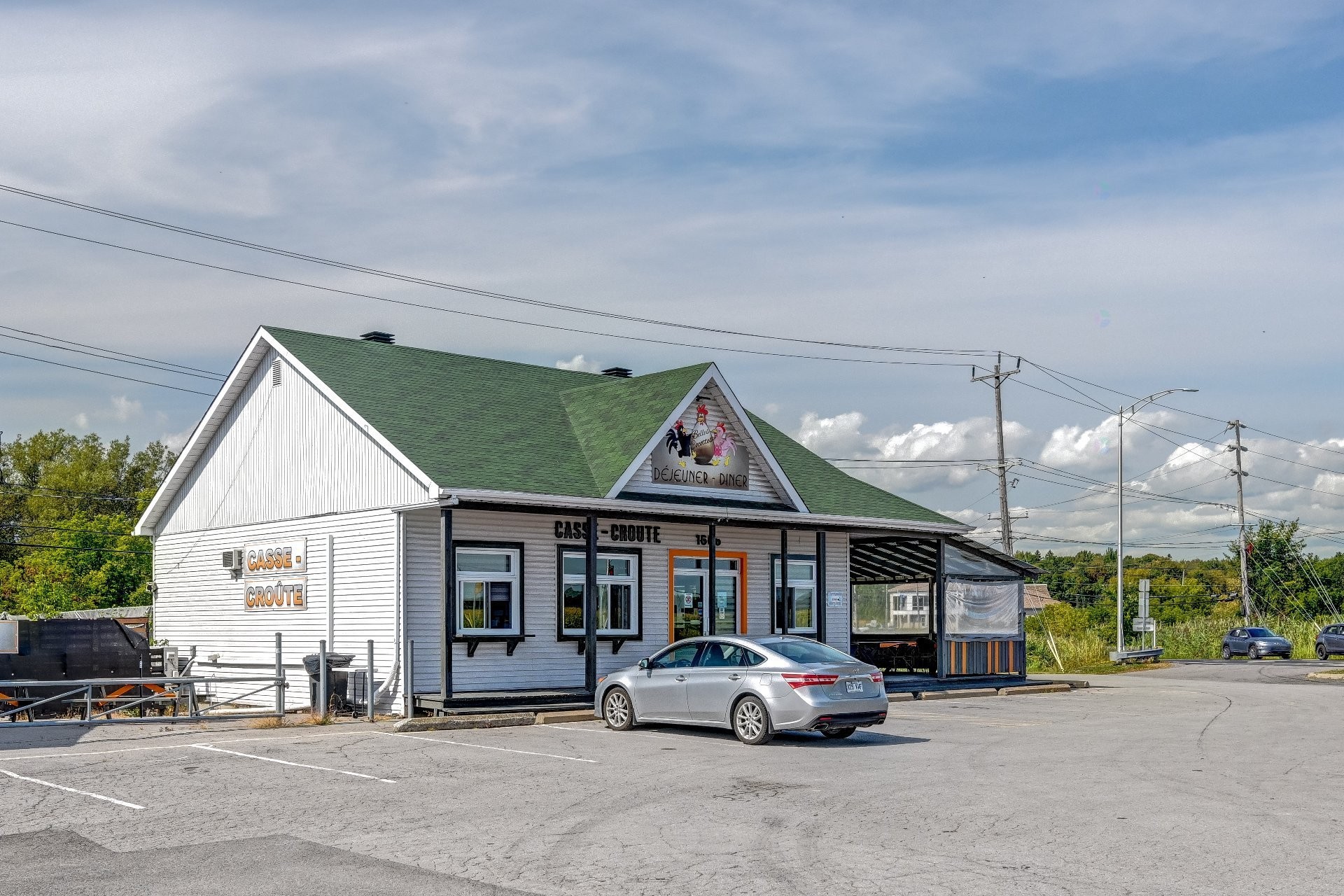 









1666


Route 335

,
Saint-Lin/Laurentides,




QC
J5M1Y2

