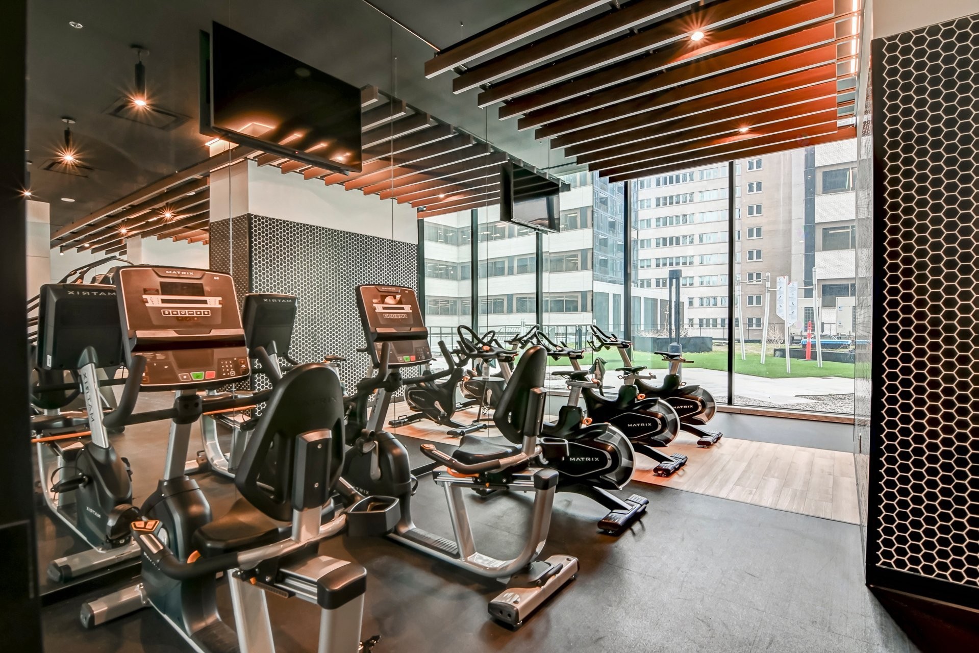 









1210


Rue Jeanne-Mance

, 4314,
Montréal (Ville-Marie),




QC
H2X1M1

