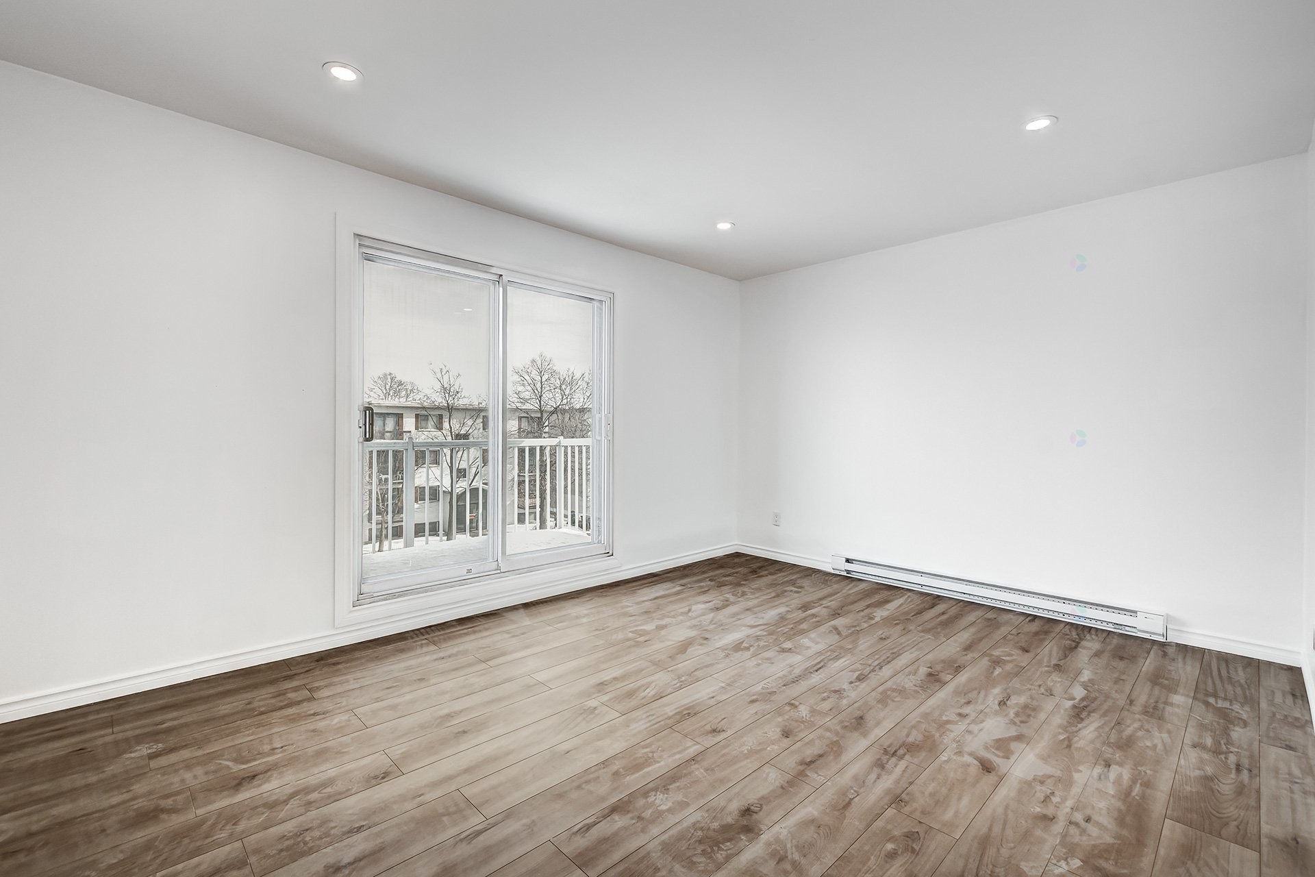 









11600


Boul. Langelier

, 8,
Montréal (Montréal-Nord),




QC
H1G3L8

