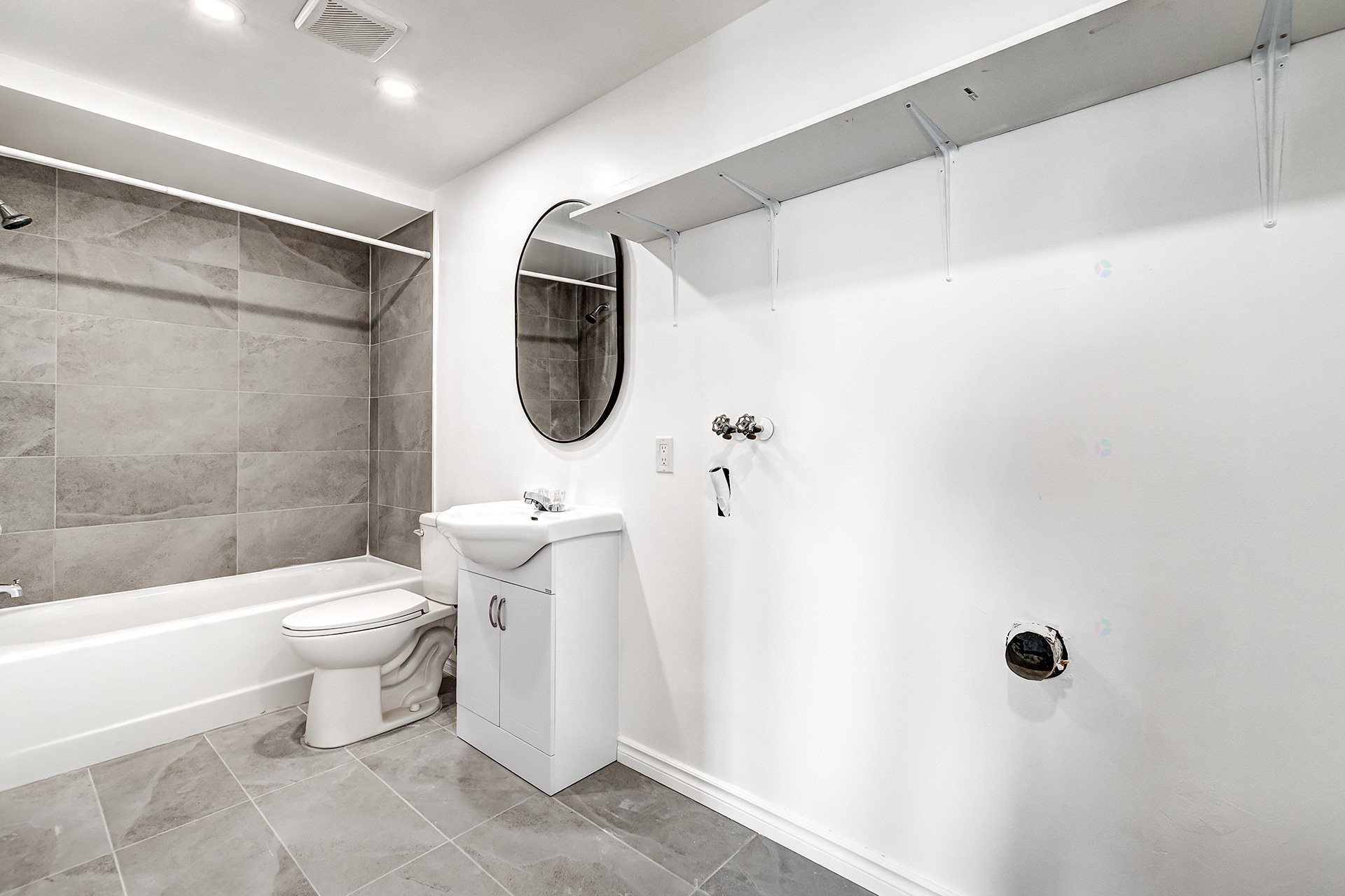 









11600


Boul. Langelier

, 8,
Montréal (Montréal-Nord),




QC
H1G3L8

