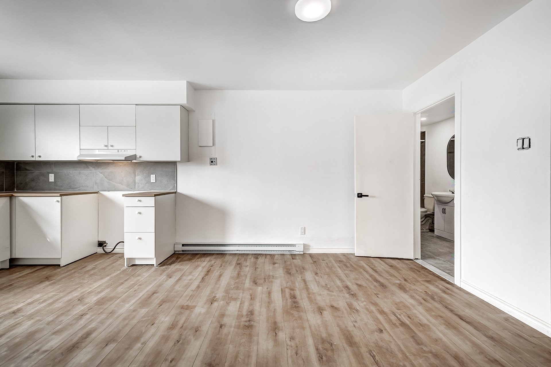 









11600


Boul. Langelier

, 8,
Montréal (Montréal-Nord),




QC
H1G3L8

