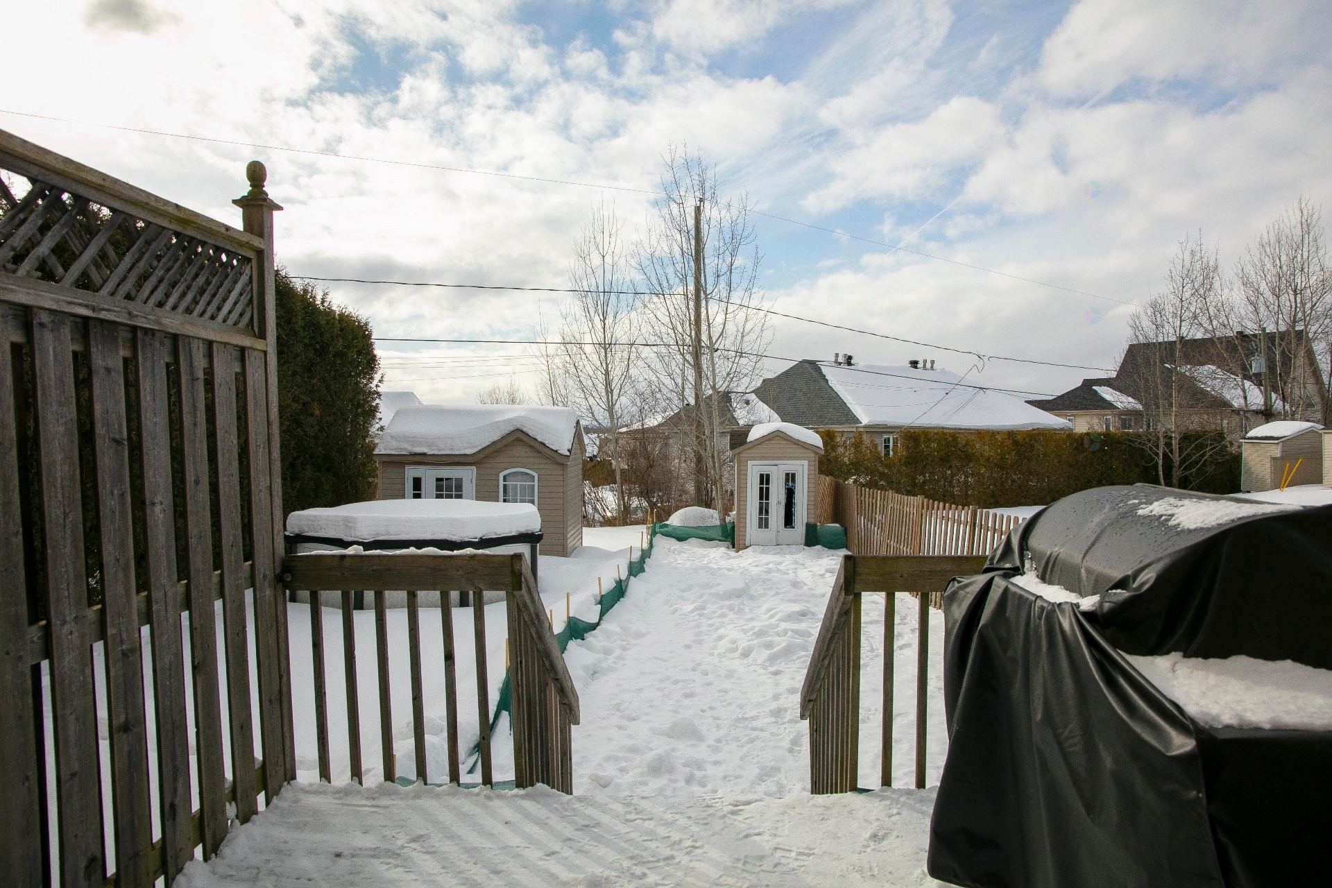 









1624


Rue Monti

,
Sherbrooke (Brompton/Rock Forest/Saint-Élie/Deauville),




QC
J1N0K9

