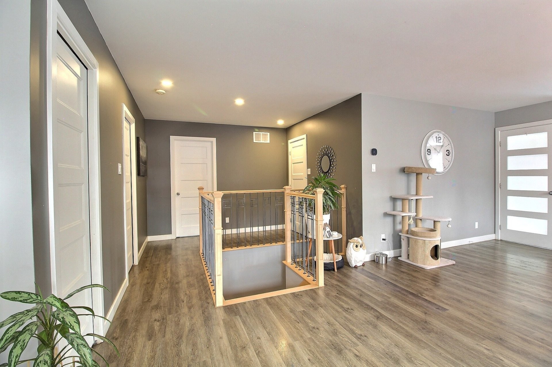 









340


Ch. Hamel

,
Sherbrooke (Brompton/Rock Forest/Saint-Élie/Deauville),




QC
J1R0P7

