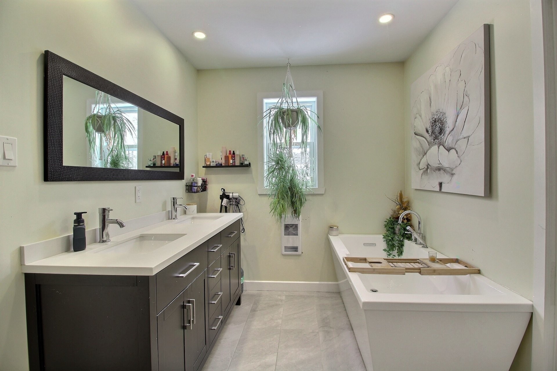 









340


Ch. Hamel

,
Sherbrooke (Brompton/Rock Forest/Saint-Élie/Deauville),




QC
J1R0P7

