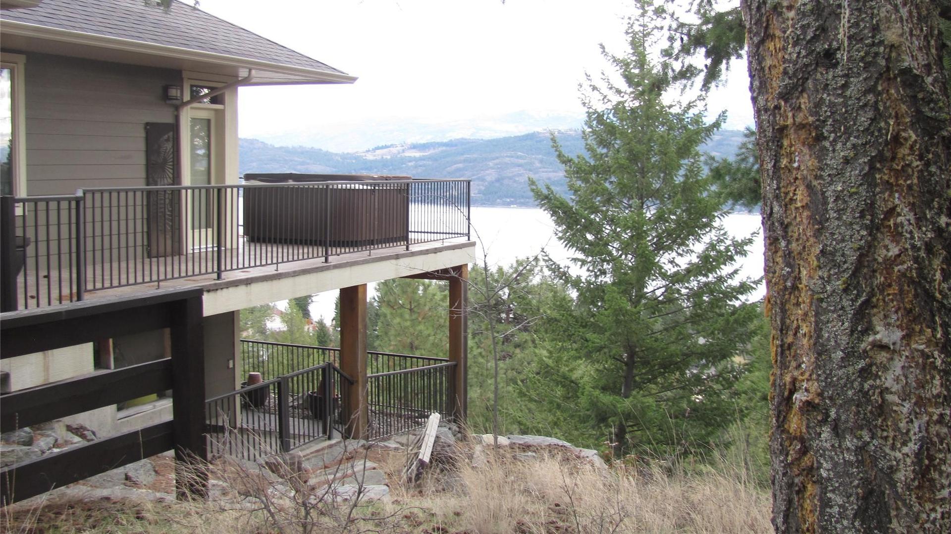 












Crown

Crescent,
Vernon,







BC
V1B 4A2

