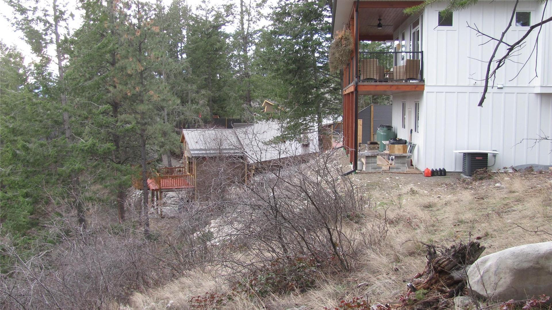 












Crown

Crescent,
Vernon,







BC
V1B 4A2

