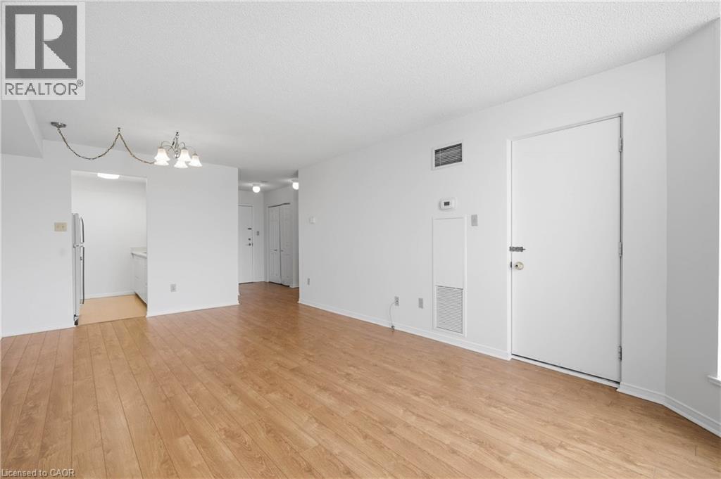 












1414 KING Street E Unit# 302

,
Kitchener,




Ontario
N2G4T8

