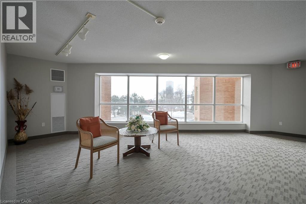 












1414 KING Street E Unit# 302

,
Kitchener,




Ontario
N2G4T8

