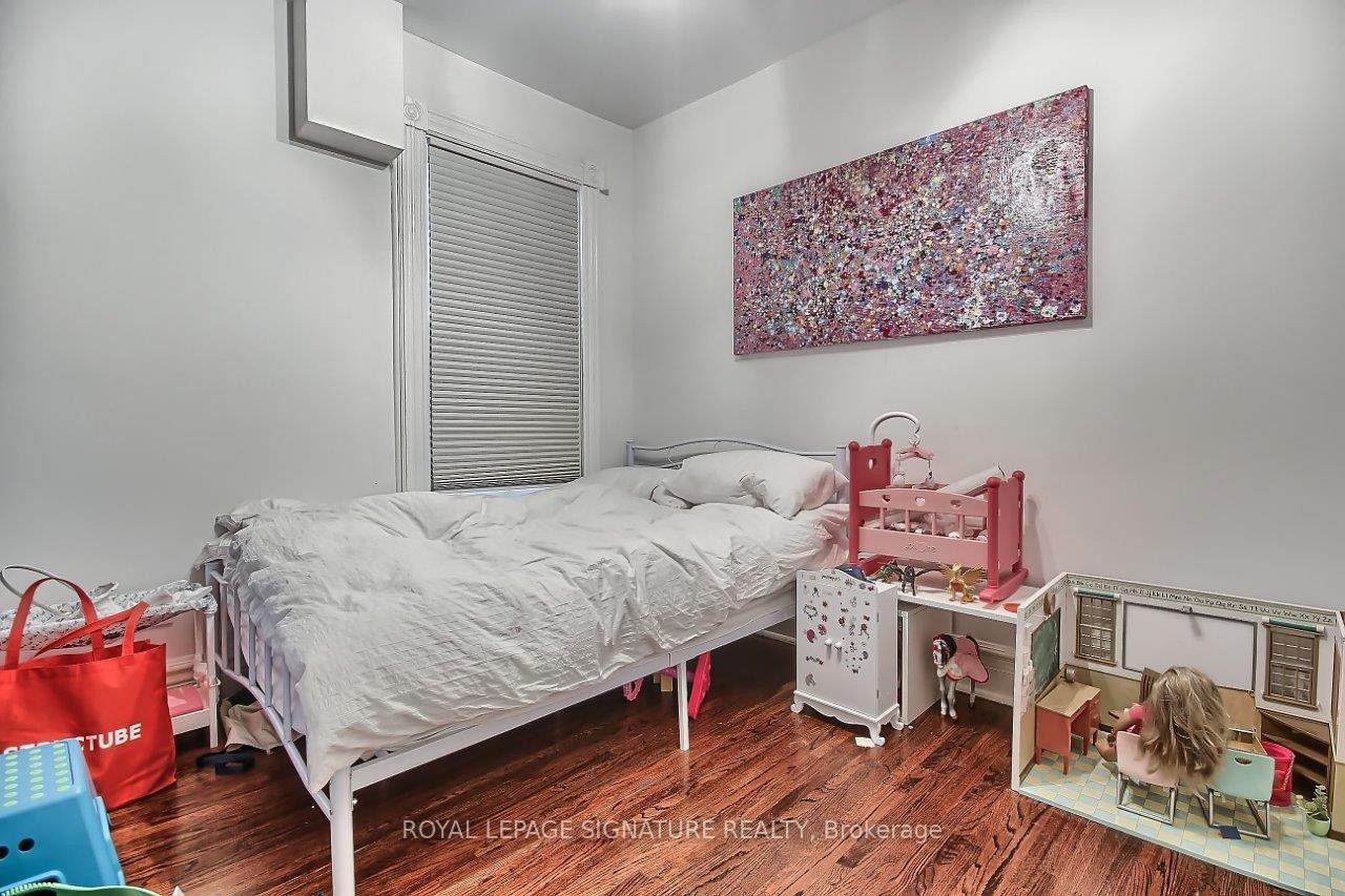 









14


Tranby

Avenue,
Toronto,




ON
M5R 1N5

