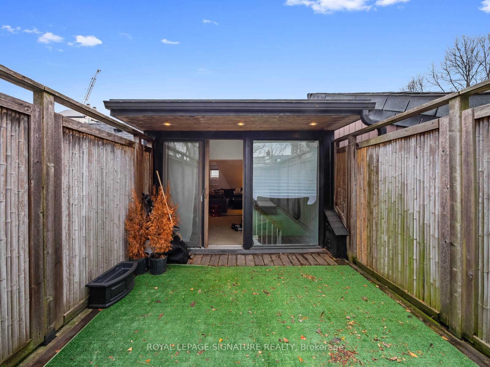 









14


Tranby

Avenue,
Toronto,




ON
M5R 1N5

