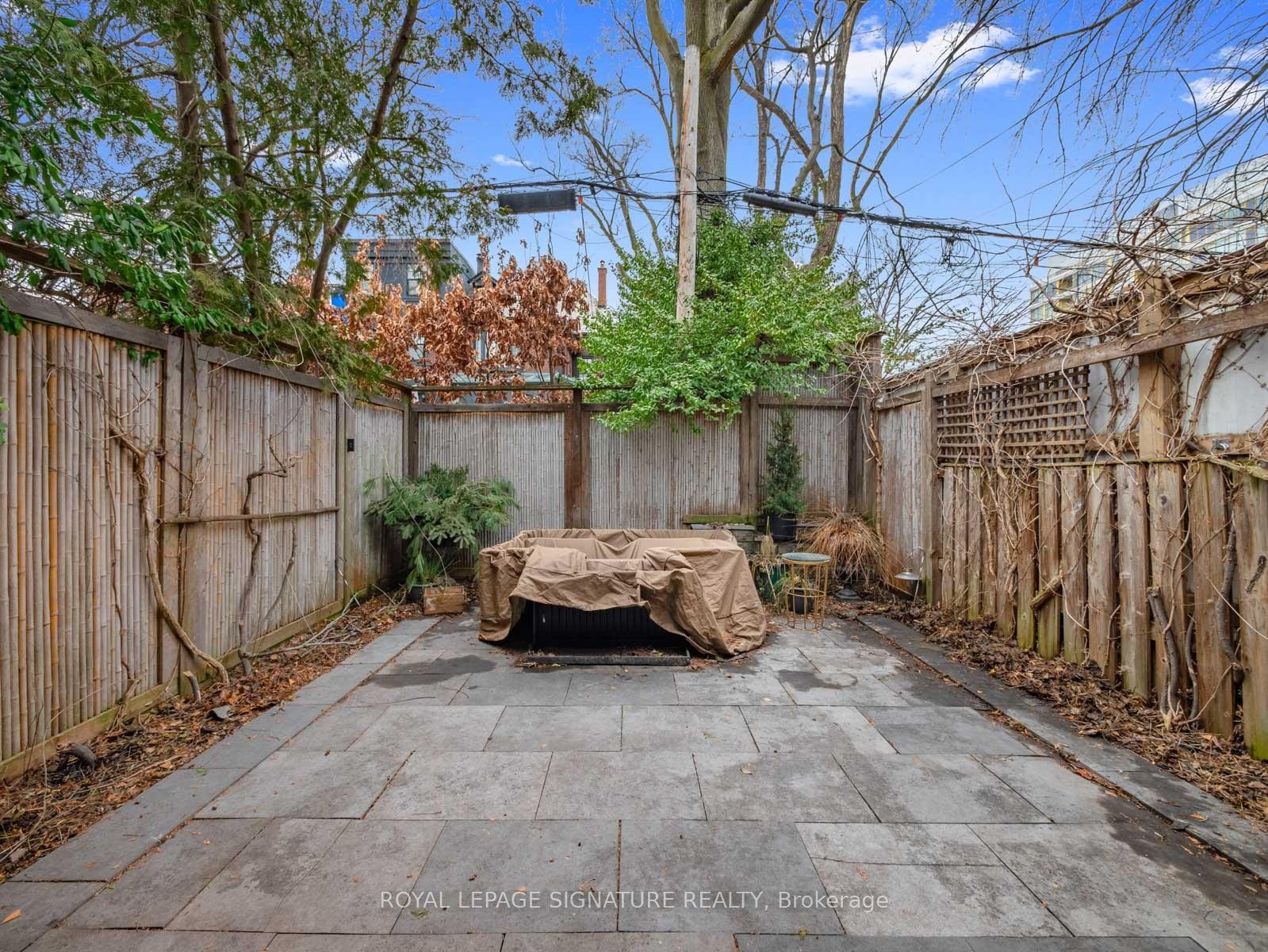 









14


Tranby

Avenue,
Toronto,




ON
M5R 1N5

