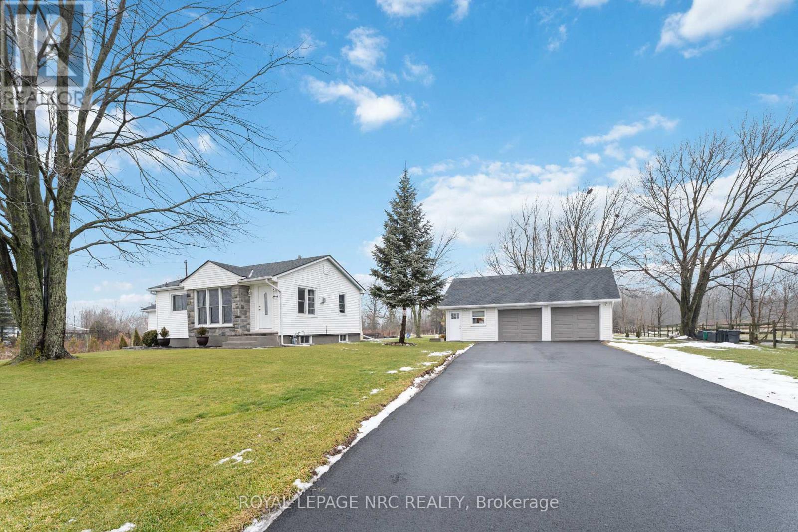 












3406 BOWEN ROAD

,
Fort Erie (Stevensville),




Ontario
L0S1S0

