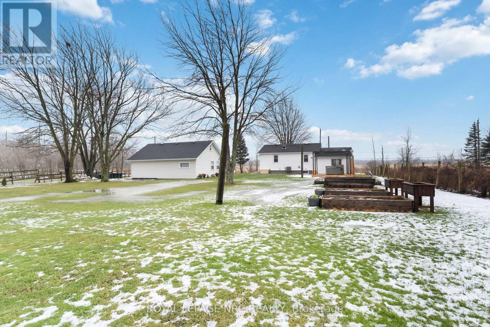 












3406 BOWEN ROAD

,
Fort Erie (Stevensville),




Ontario
L0S1S0

