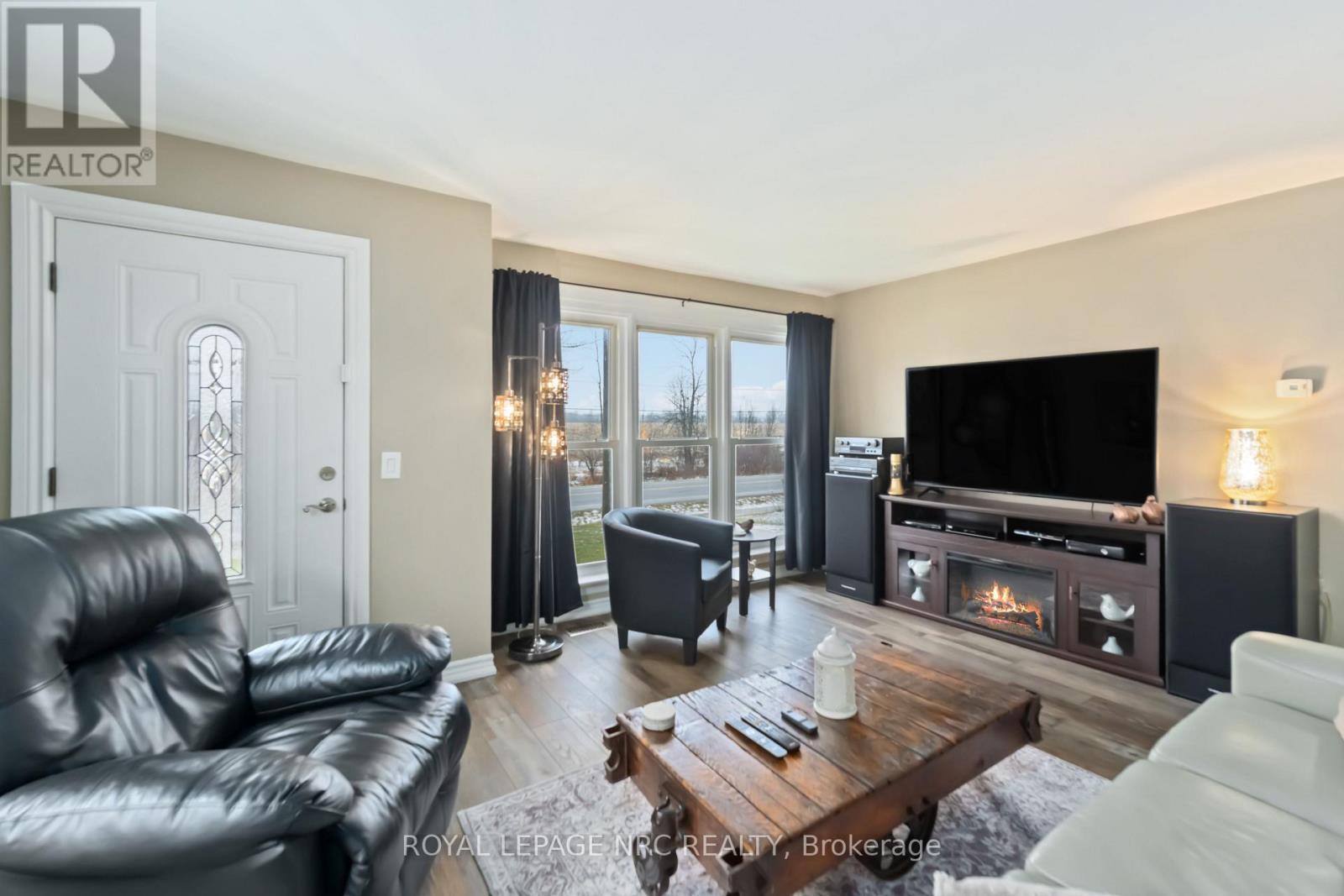 












3406 BOWEN ROAD

,
Fort Erie (Stevensville),




Ontario
L0S1S0

