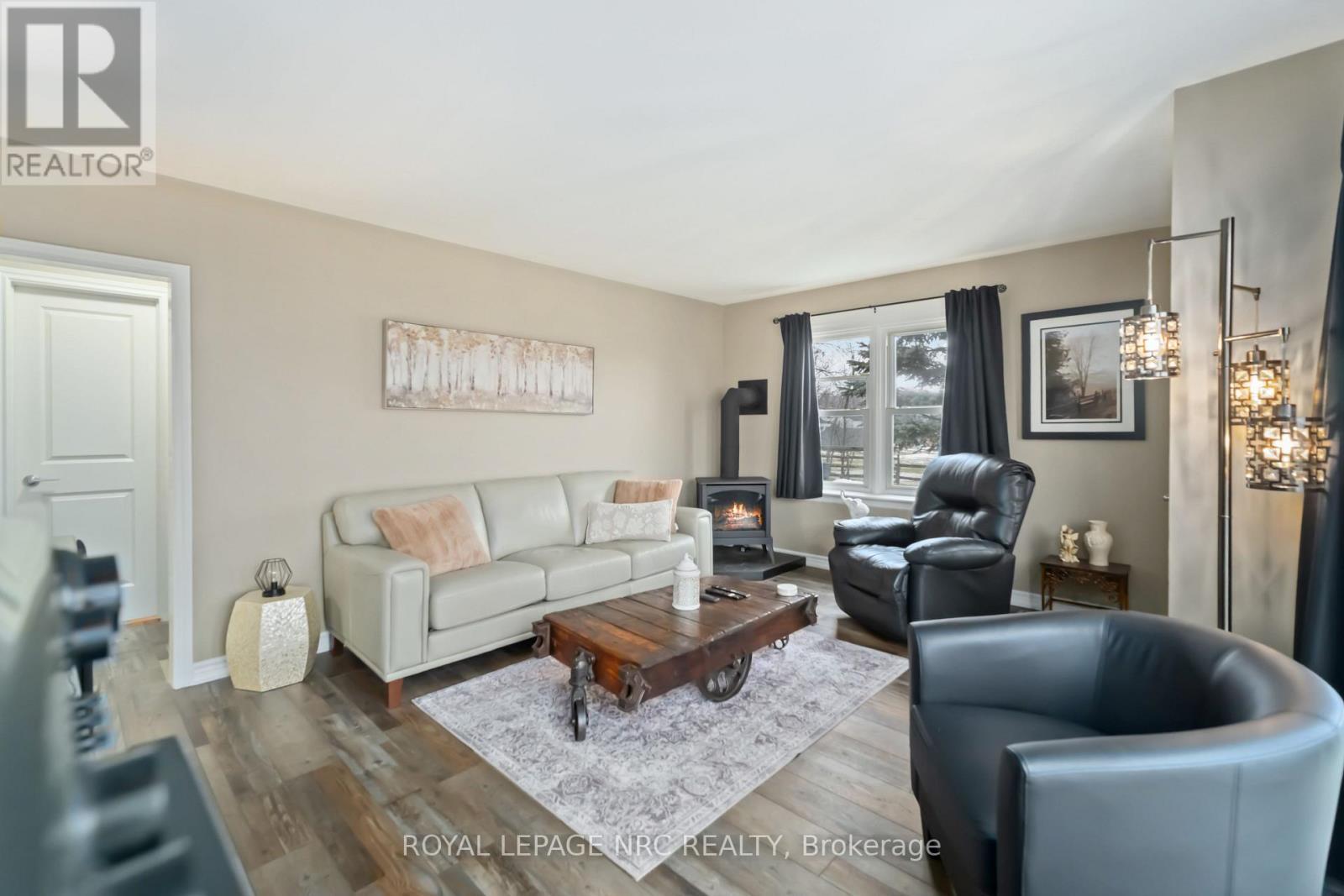 












3406 BOWEN ROAD

,
Fort Erie (Stevensville),




Ontario
L0S1S0

