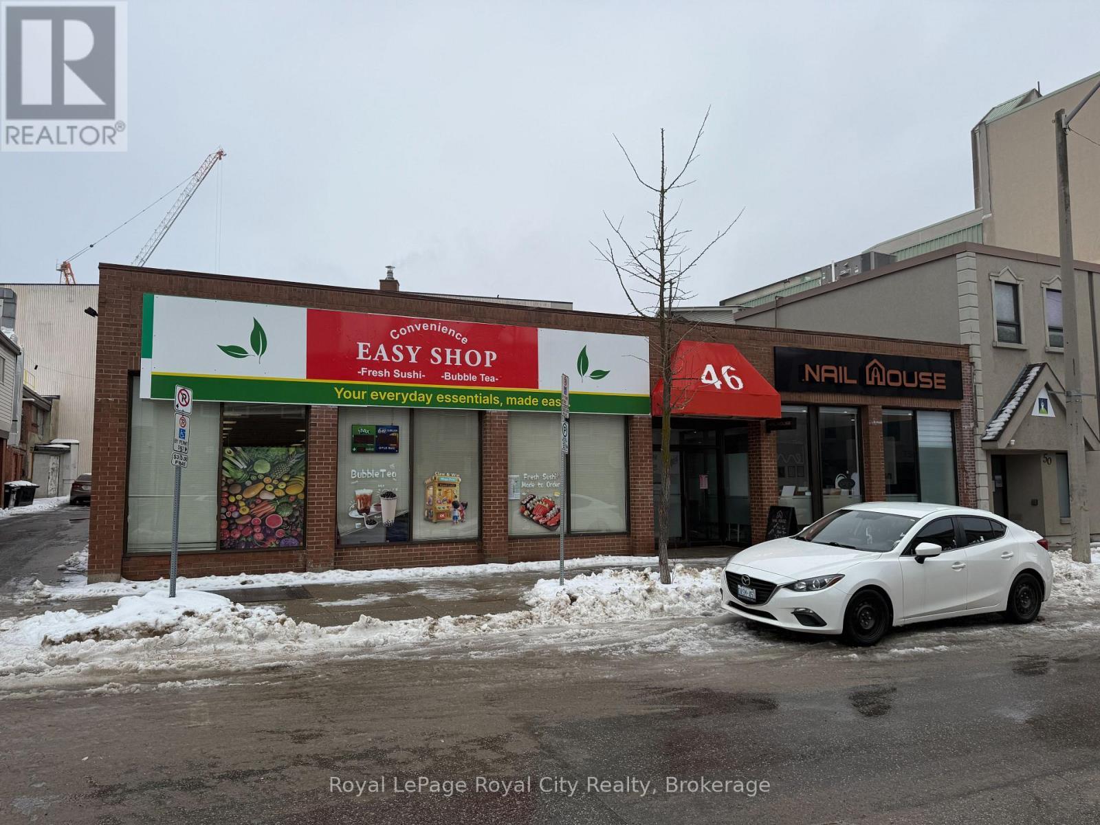 












1 - 46 CORK STREET E

,
Guelph (Downtown),




Ontario
N1H2W8

