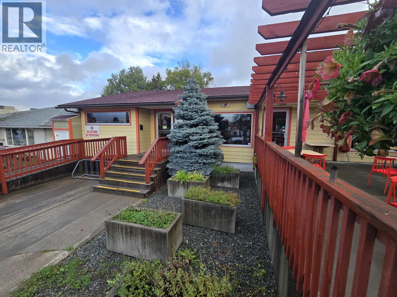 












4728 LAZELLE AVENUE

,
Terrace,




British Columbia
V8G1T2

