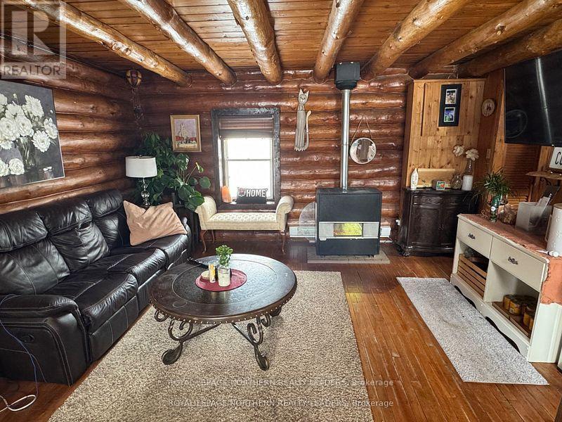 












1403 GRINDSTONE ROAD

,
Black River-Matheson (Matheson),




Ontario
P0K1N0

