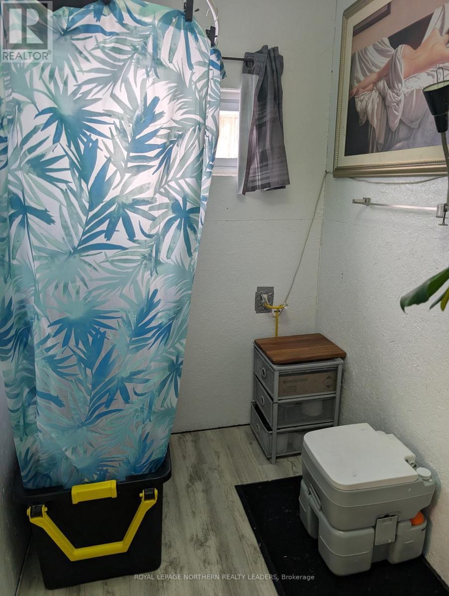 












1403 GRINDSTONE ROAD

,
Black River-Matheson (Matheson),




Ontario
P0K1N0

