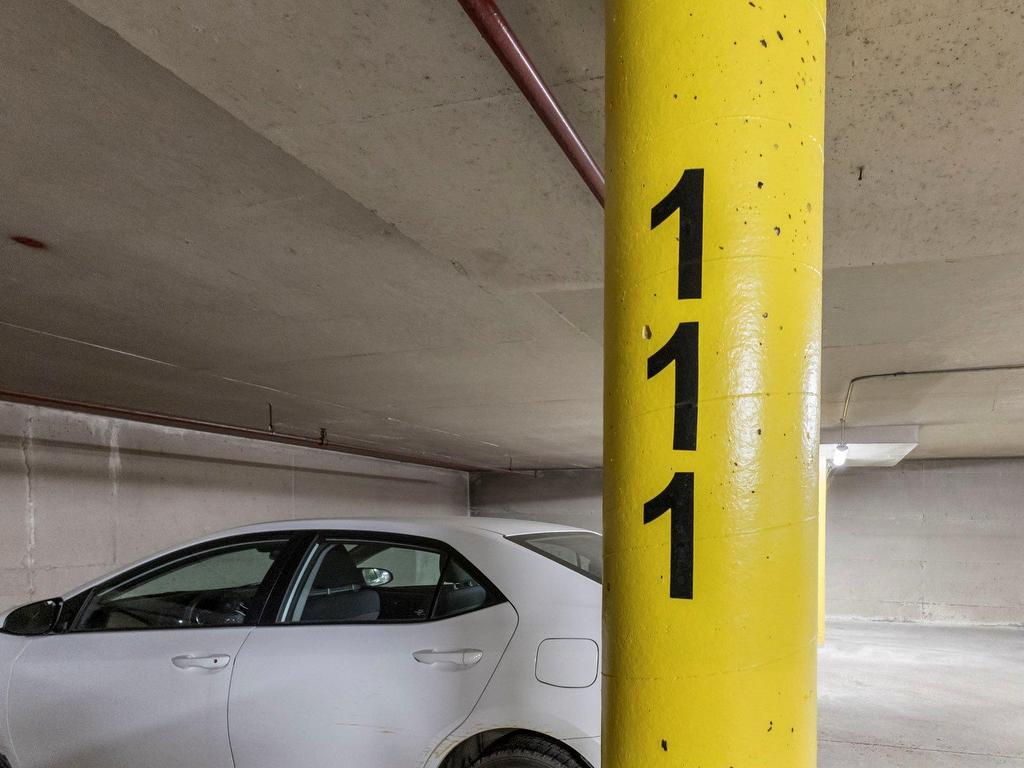 









5900


Av. Armstrong

, 508,
Côte-Saint-Luc,




QC
H4W2Z5

