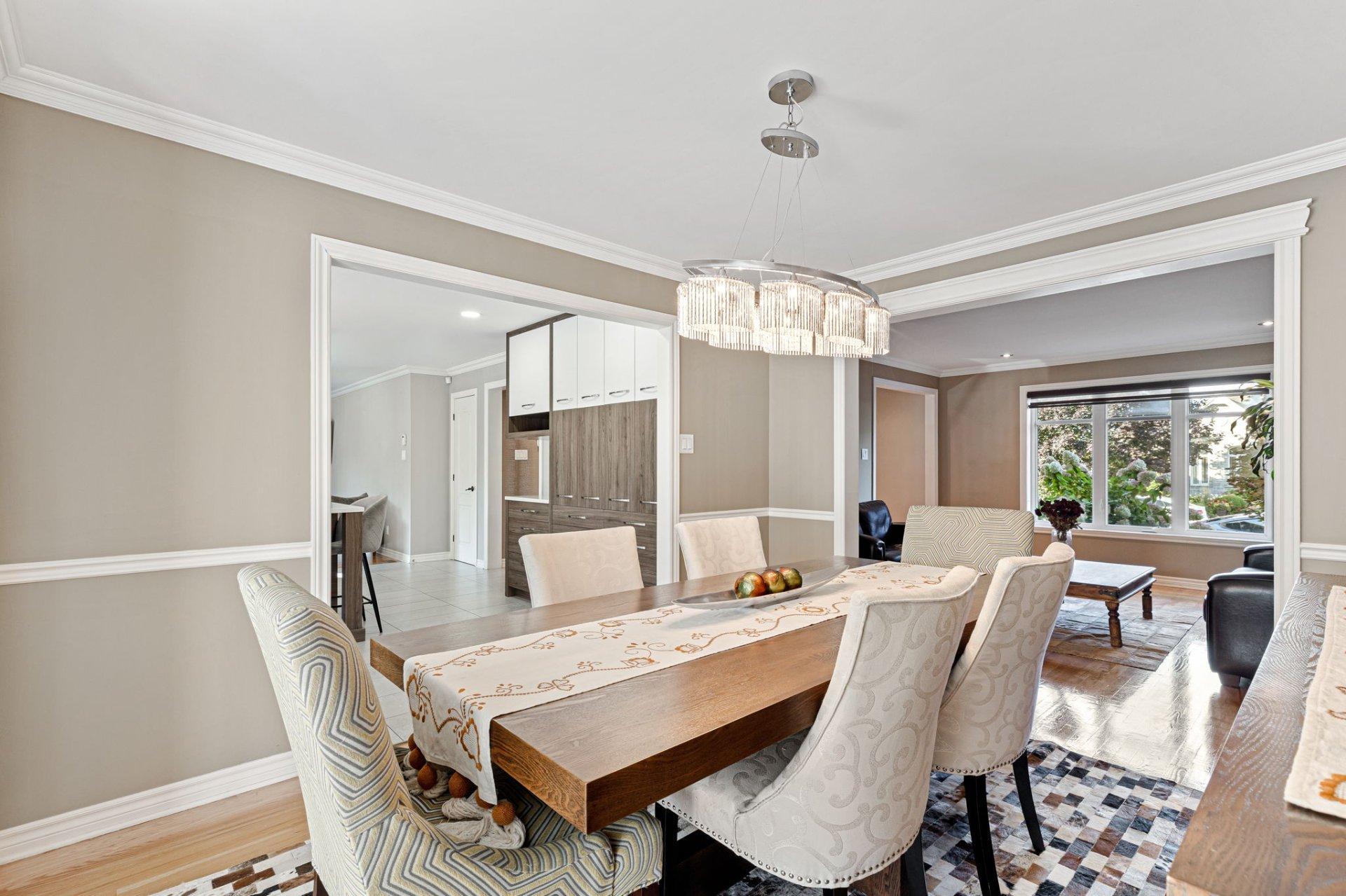 









314


Rue de Gascogne

,
Boucherville,




QC
J4B8T2

