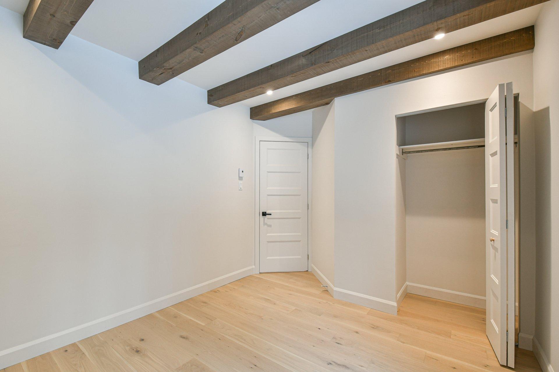 









34


Mtée Manory

,
Sainte-Marguerite-du-Lac-Masson,




QC
J0T1L0

