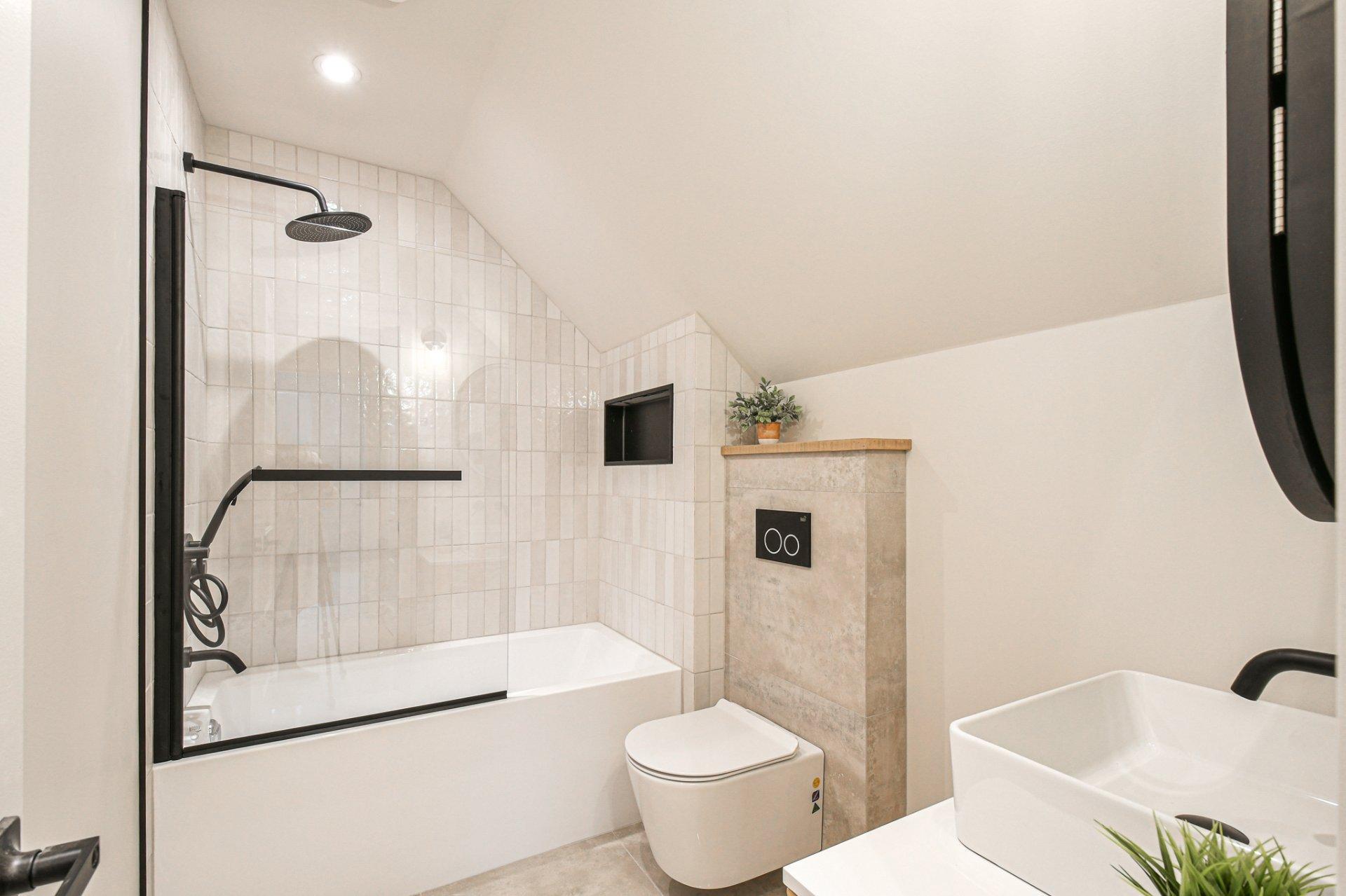 









34


Mtée Manory

,
Sainte-Marguerite-du-Lac-Masson,




QC
J0T1L0

