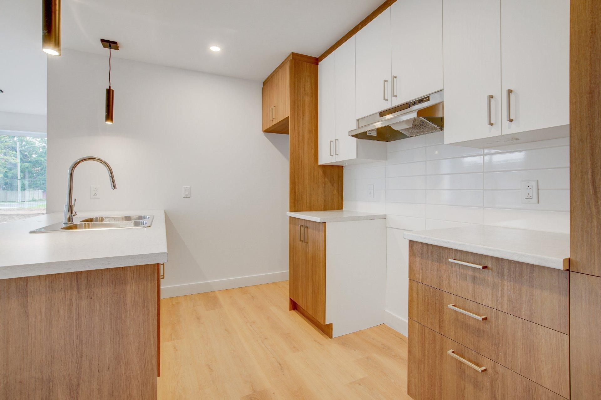 









50


Rue St-Louis

, 114,
Salaberry-de-Valleyfield,




QC
J6T1M6

