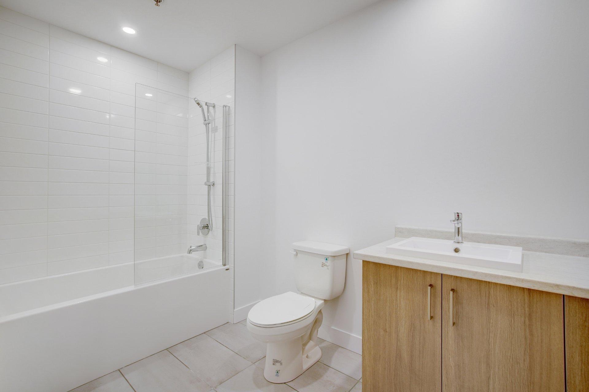 









50


Rue St-Louis

, 114,
Salaberry-de-Valleyfield,




QC
J6T1M6

