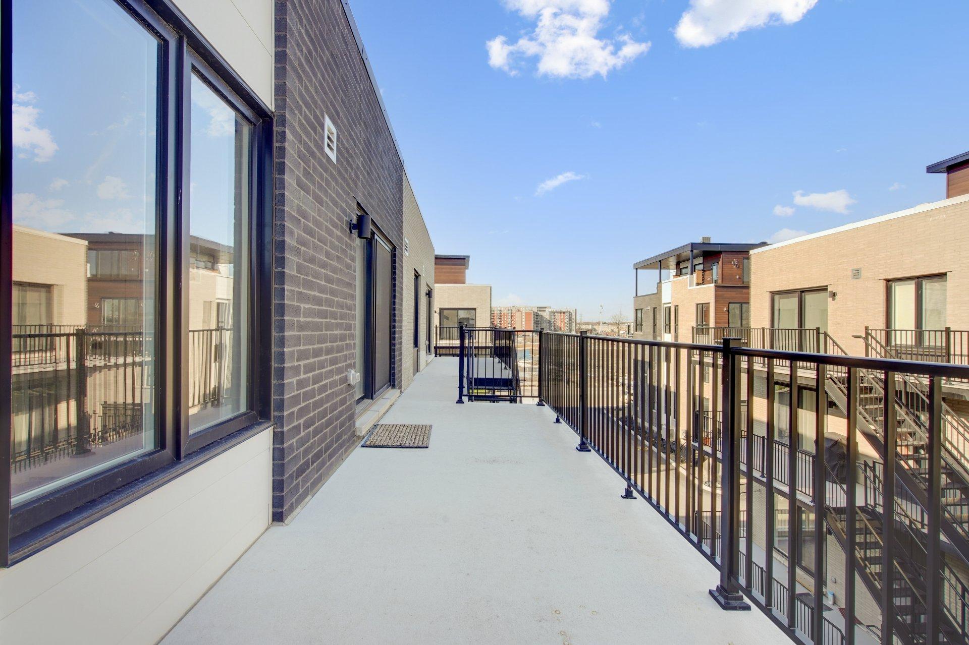 









192


Rue d'Émeraude

,
Candiac,




QC
J5R0S1

