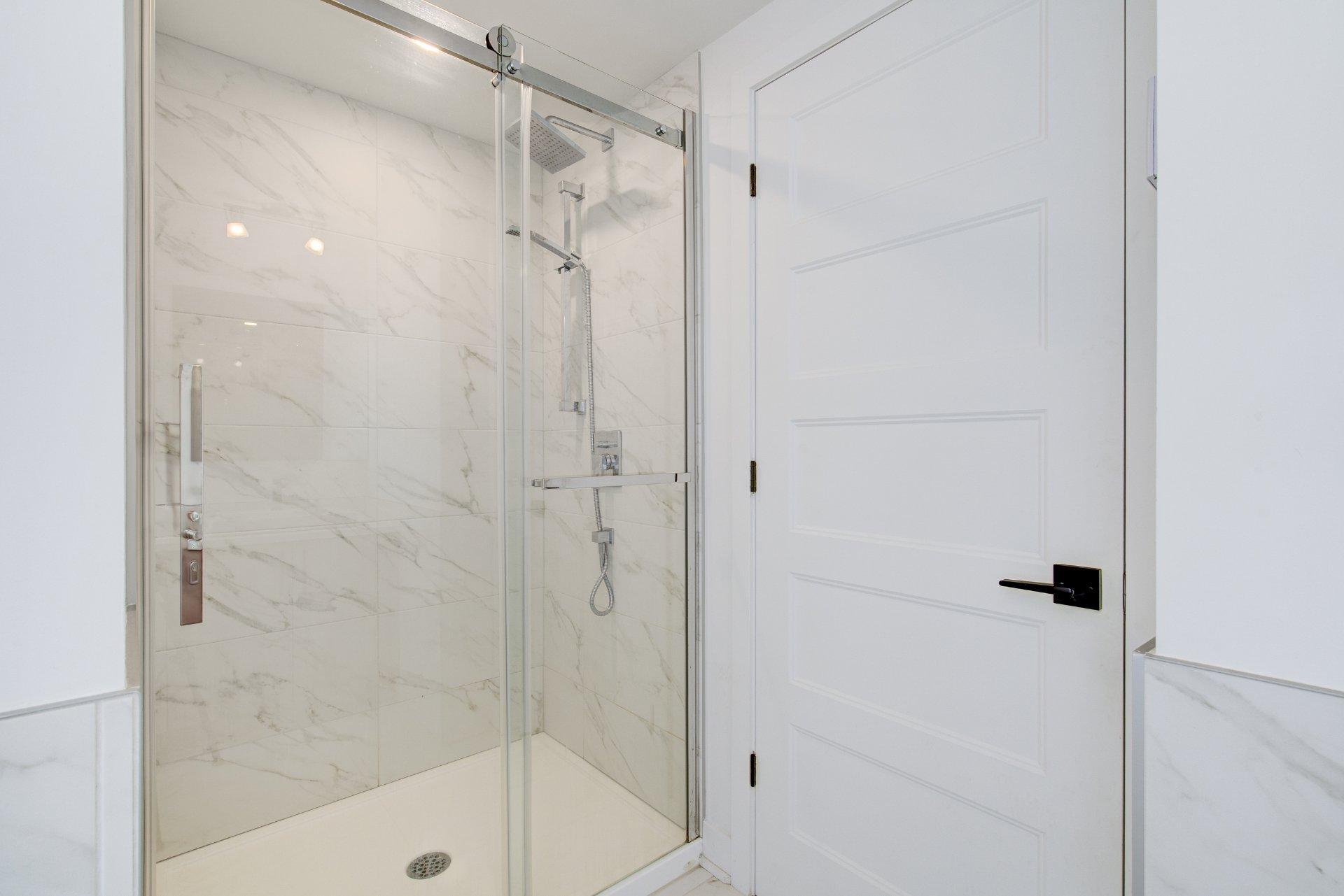 









192


Rue d'Émeraude

,
Candiac,




QC
J5R0S1

