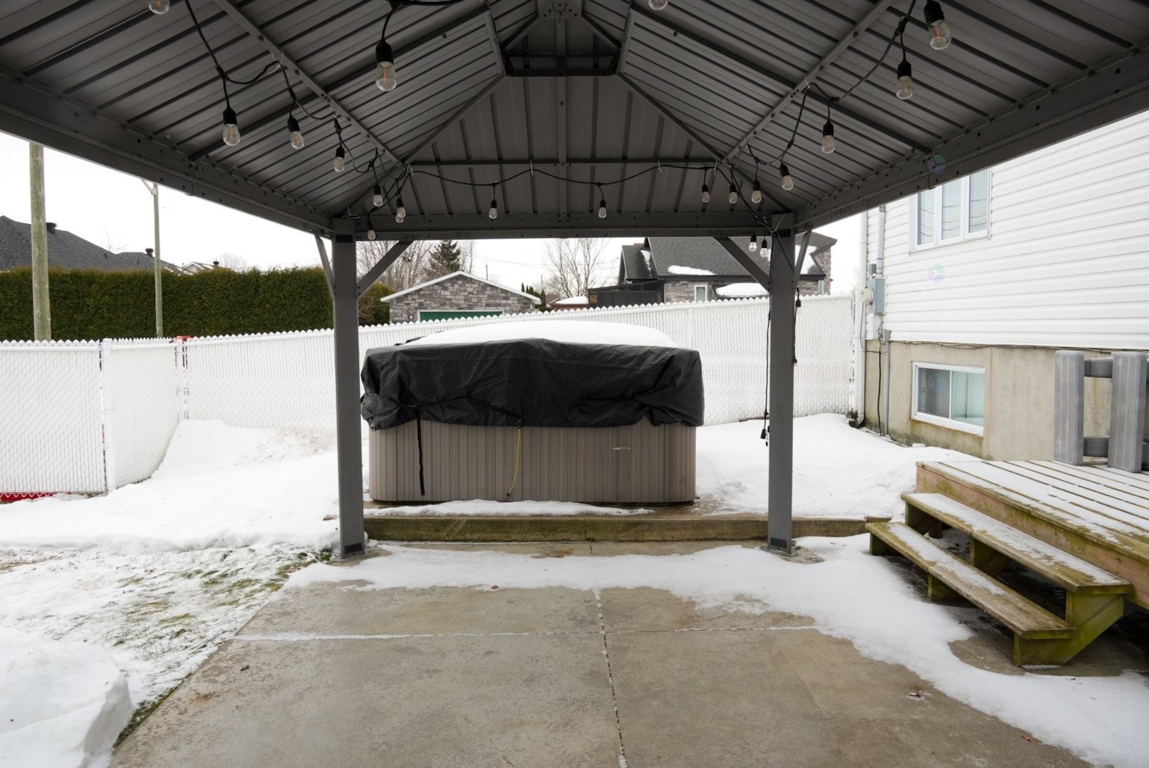 









61


Rue de l'Anse

,
Trois-Rivières,




QC
G9B7M9

