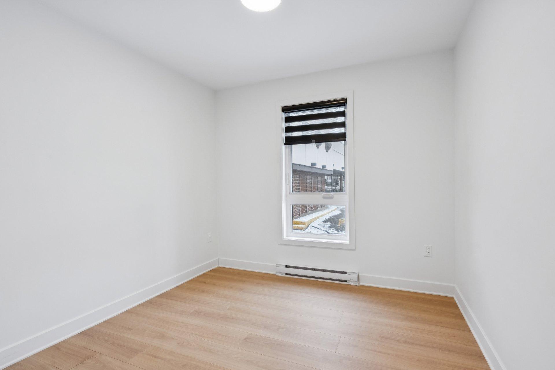 









85


Rue Lachapelle E.

, 105,
Saint-Rémi,




QC
J0L2L0

