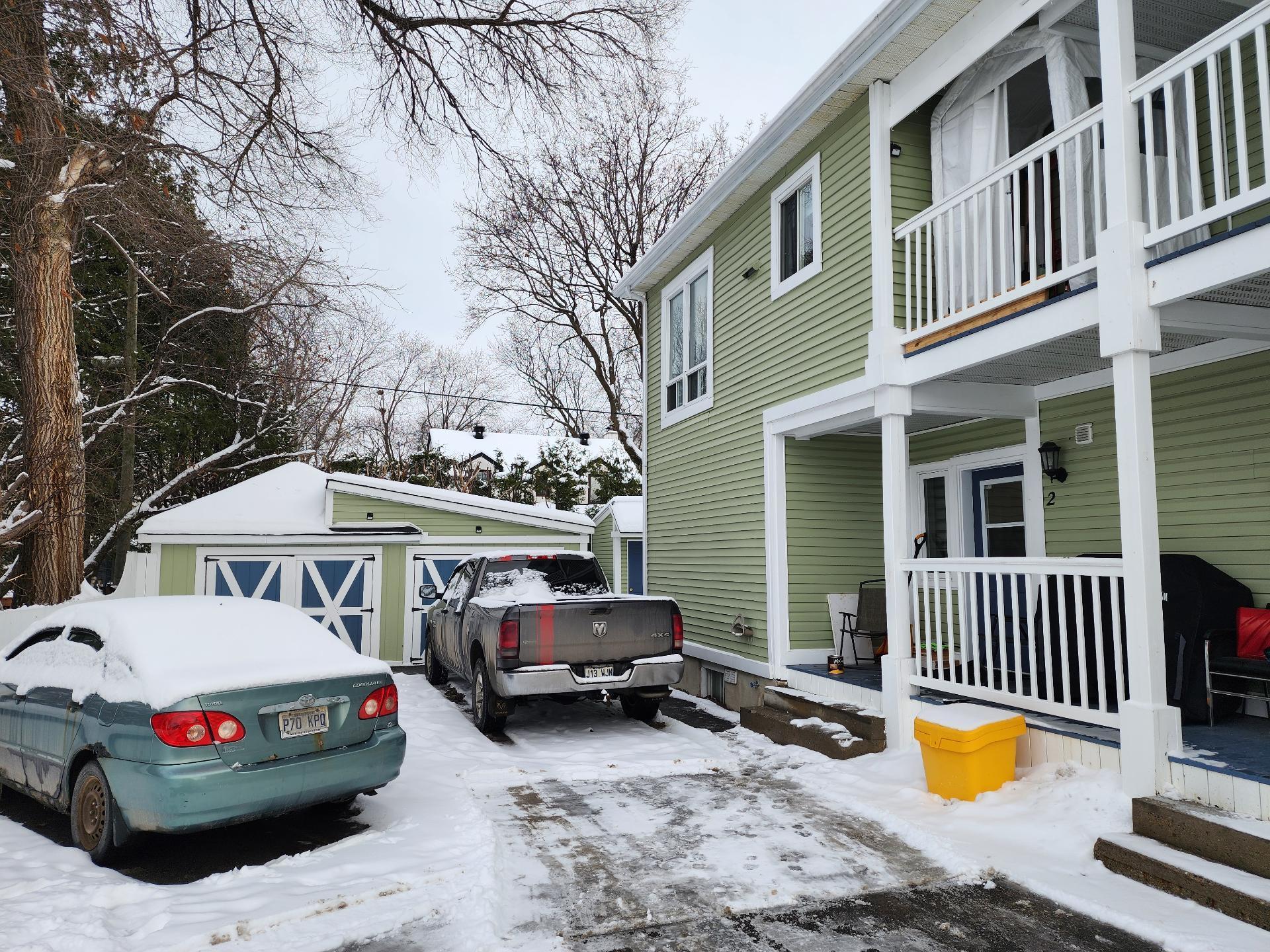 









86


Rue Main

,
Gatineau (Gatineau),




QC
J8P5J2

