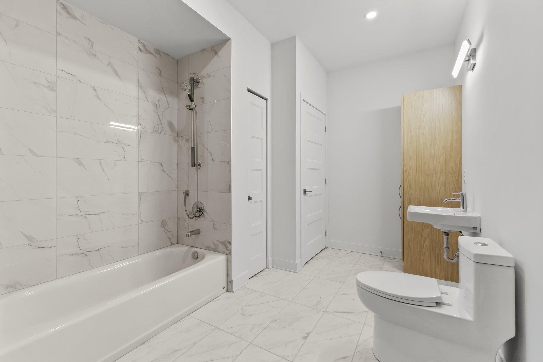 









3328


Rue Masson

, 208,
Montréal (Rosemont/La Petite-Patrie),




QC
H1X1R4

