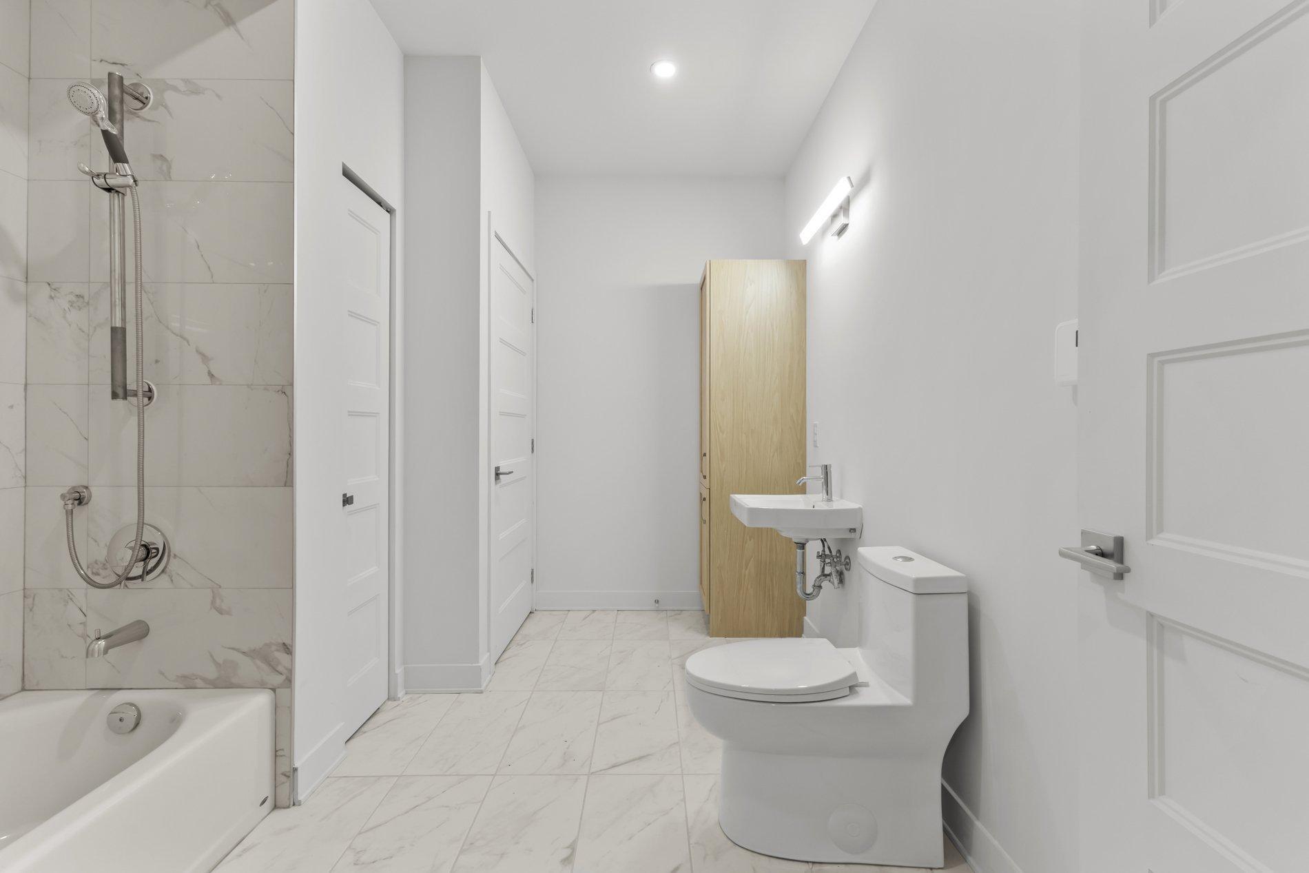 









3328


Rue Masson

, 208,
Montréal (Rosemont/La Petite-Patrie),




QC
H1X1R4

