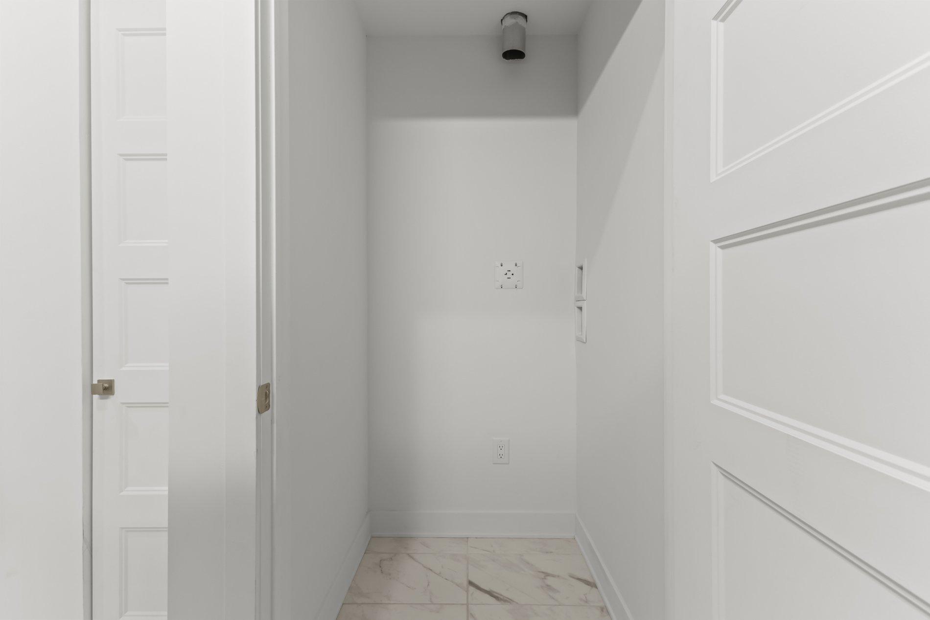 









3328


Rue Masson

, 208,
Montréal (Rosemont/La Petite-Patrie),




QC
H1X1R4

